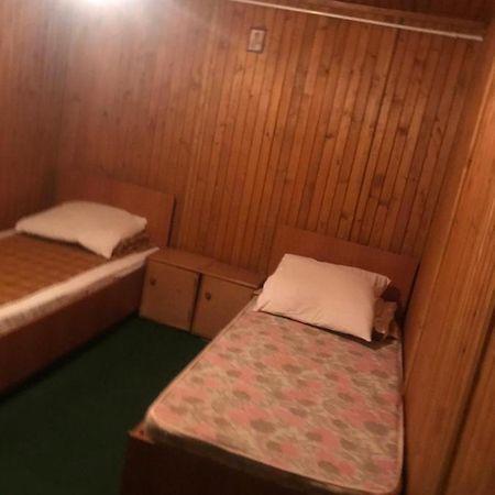 Auberge de jeunesse Casa Postolache à Soveja Extérieur photo