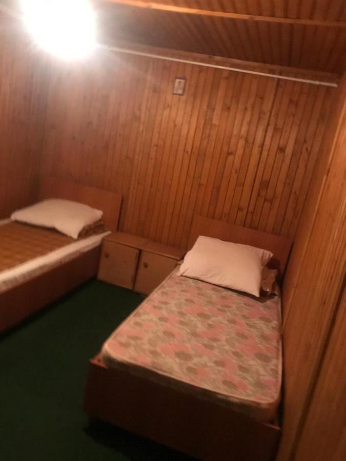 Auberge de jeunesse Casa Postolache à Soveja Extérieur photo